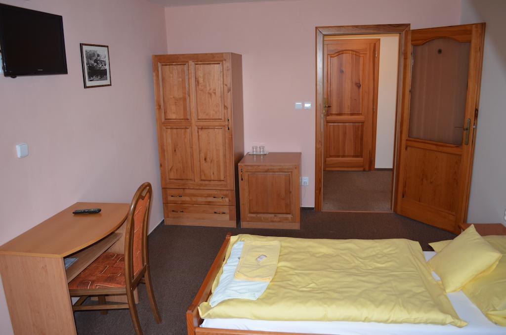 Hotel Na Statku Neprevazka Rum bild